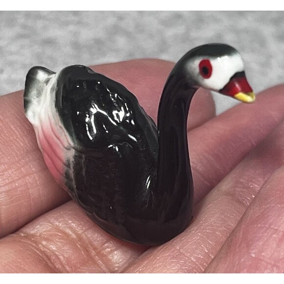VTG Black Swan Miniature Bone China Porcelain‎ Figurines Lot of 2 Gloss Finish - Picture 10 of 15